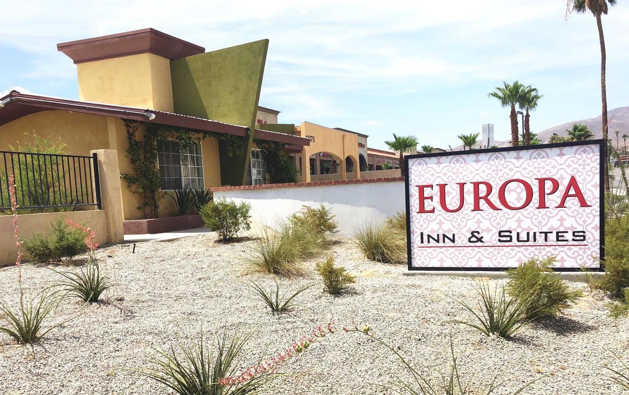 Europa Inn & Suites เดเซิร์ทฮอตสปริงส์ ภายนอก รูปภาพ
